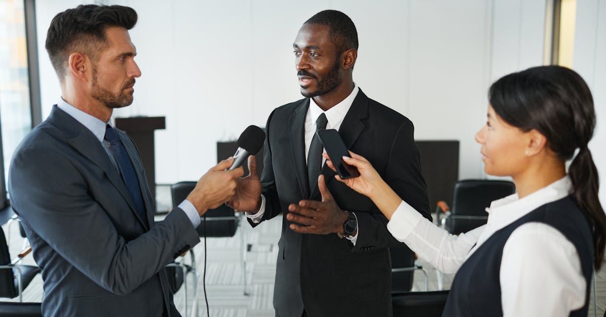 如何确定何时使用技术支持辅助是合适的?